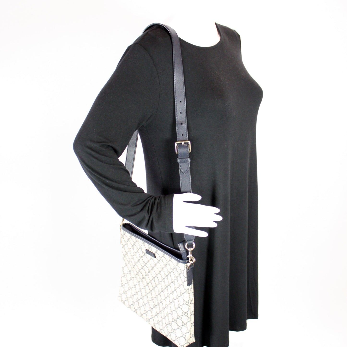 GG Supreme Crossbody 388924