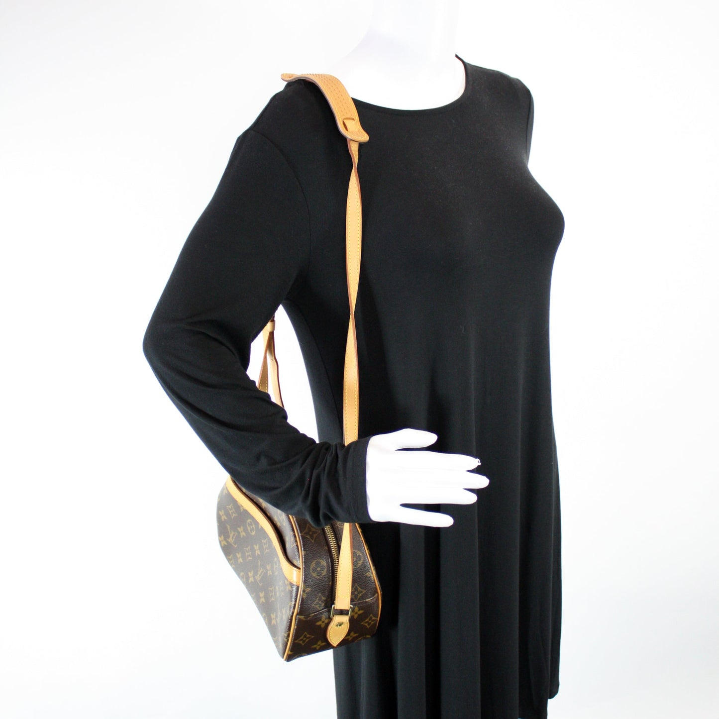 Blois Crossbody Monogram