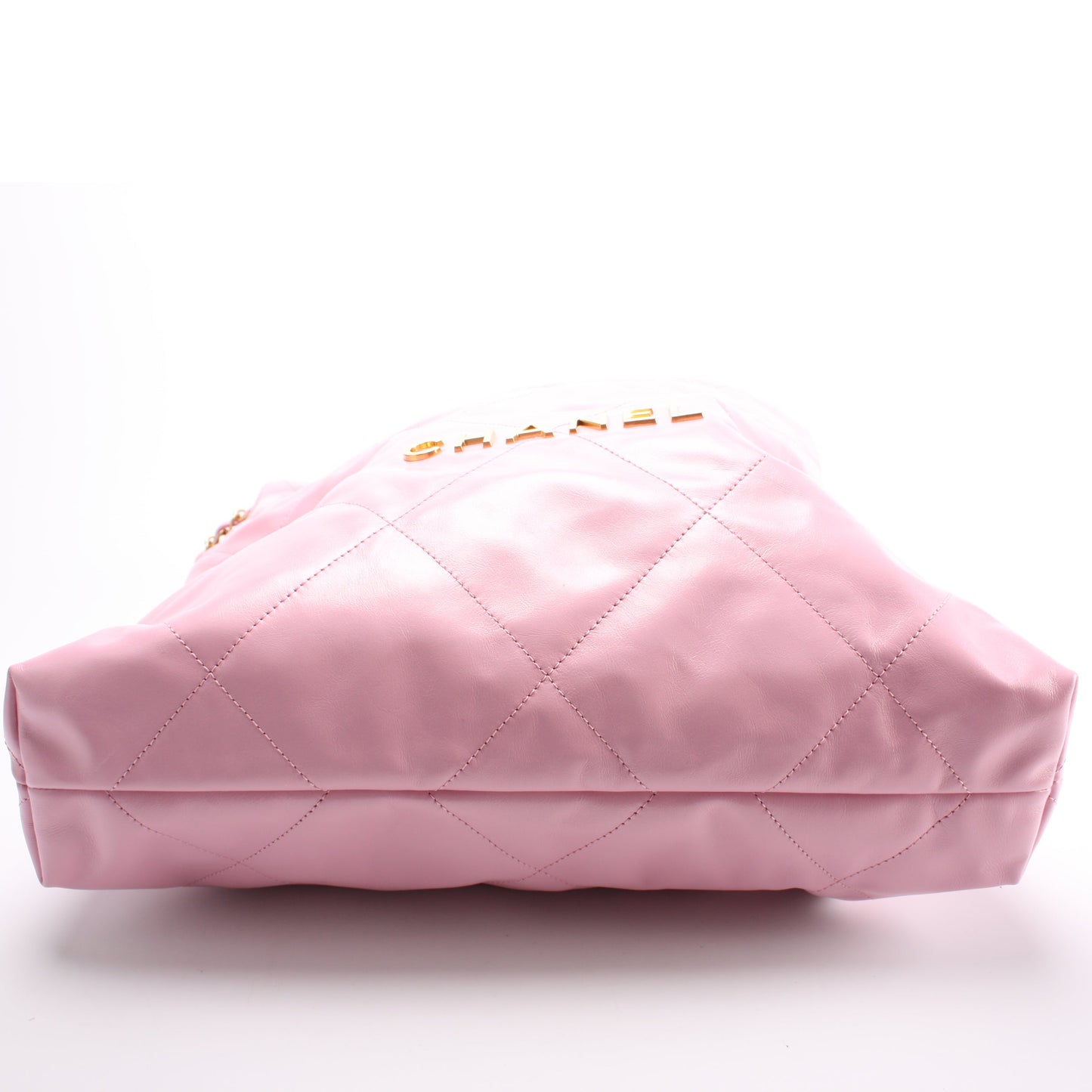 Chanel 22 Handbag