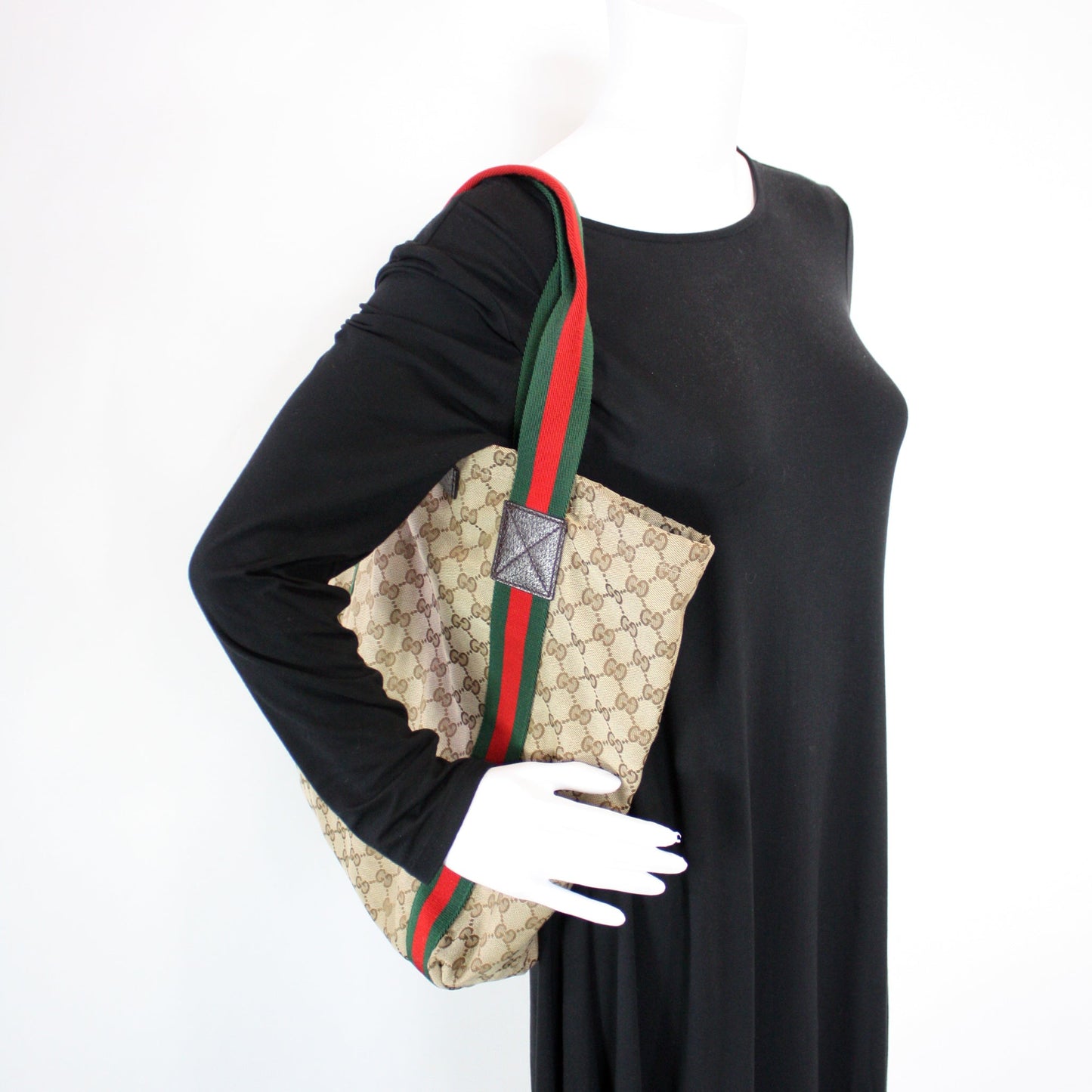 189669 GG Canvas Tote