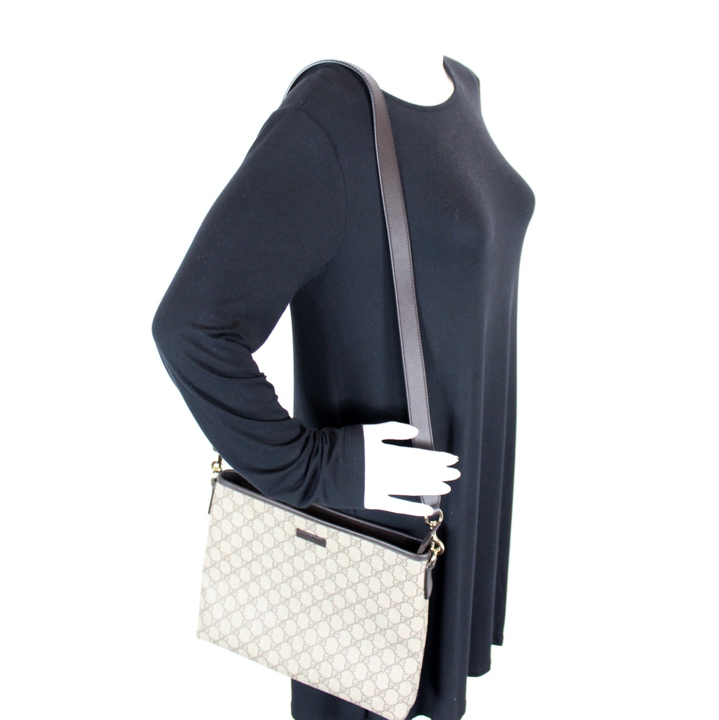 388924 GG Supreme Crossbody