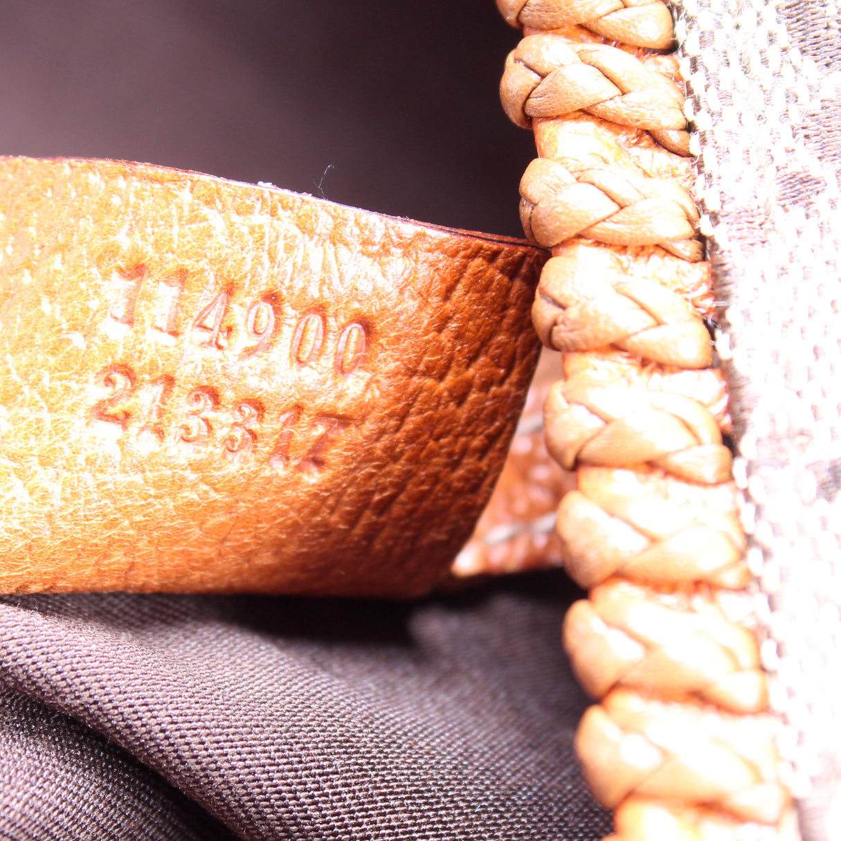 114900 Horsebit Hobo