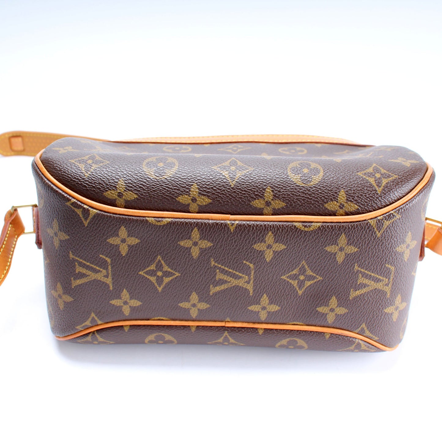 Blois Crossbody Monogram