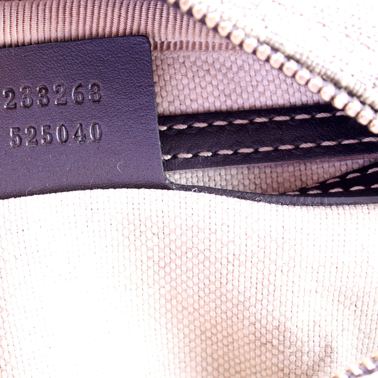 233268 GG Supreme Shoulder