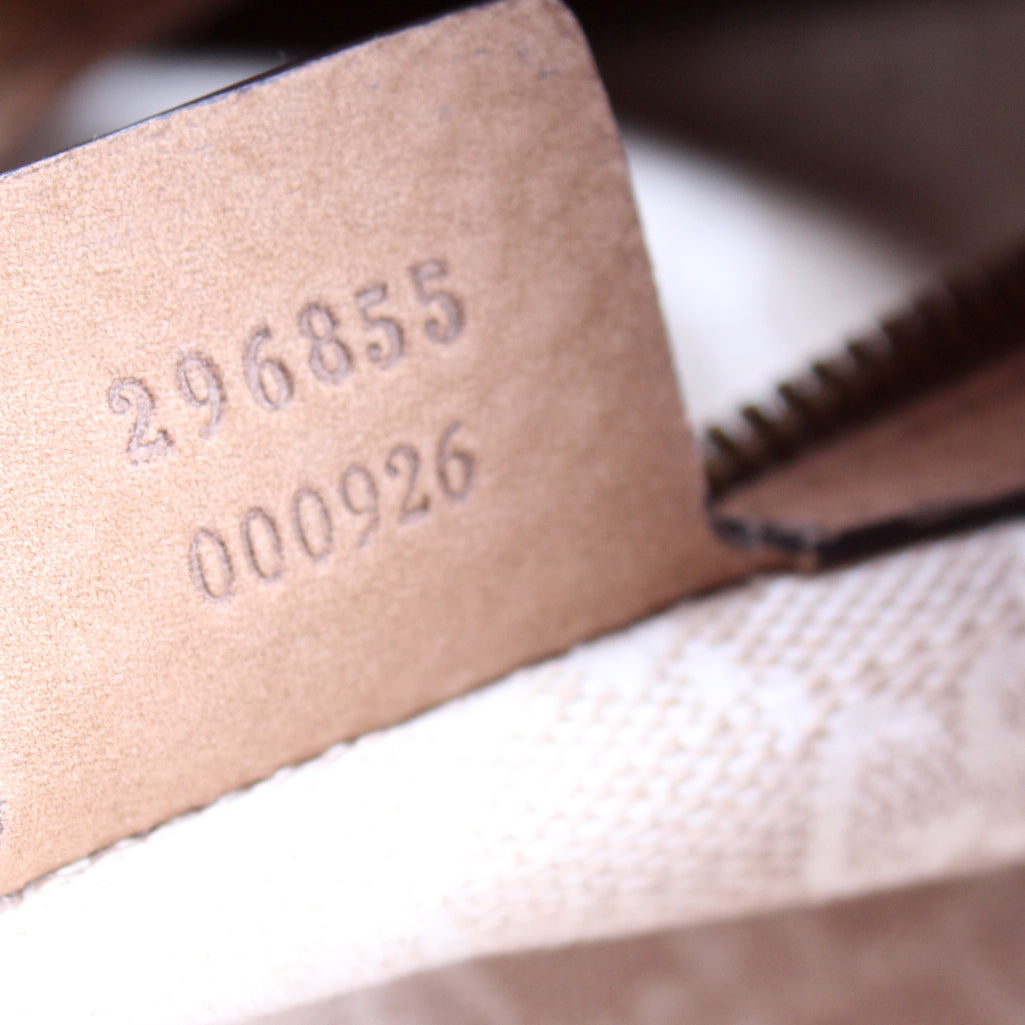 296855 Horsebit Large Hobo Nubuck