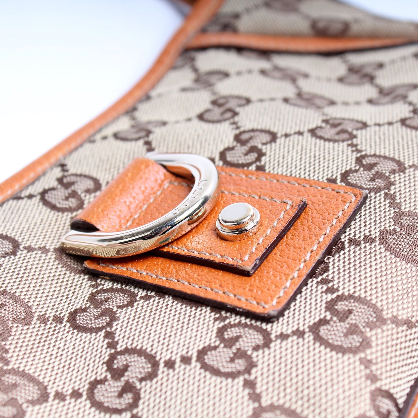 130939 GG Canvas Abbey Pochette