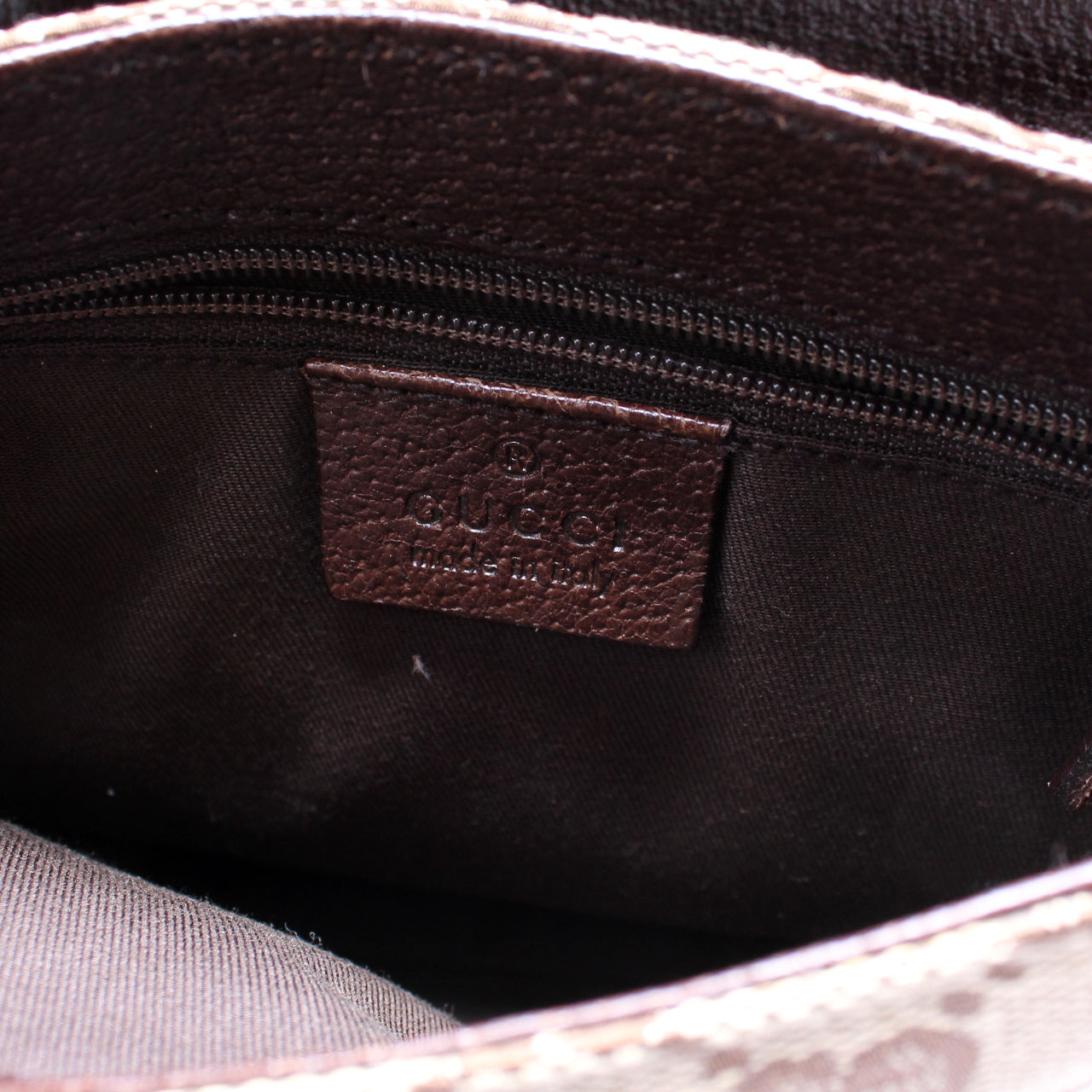 131236 GG Canvas Small Buckle Belt Bag