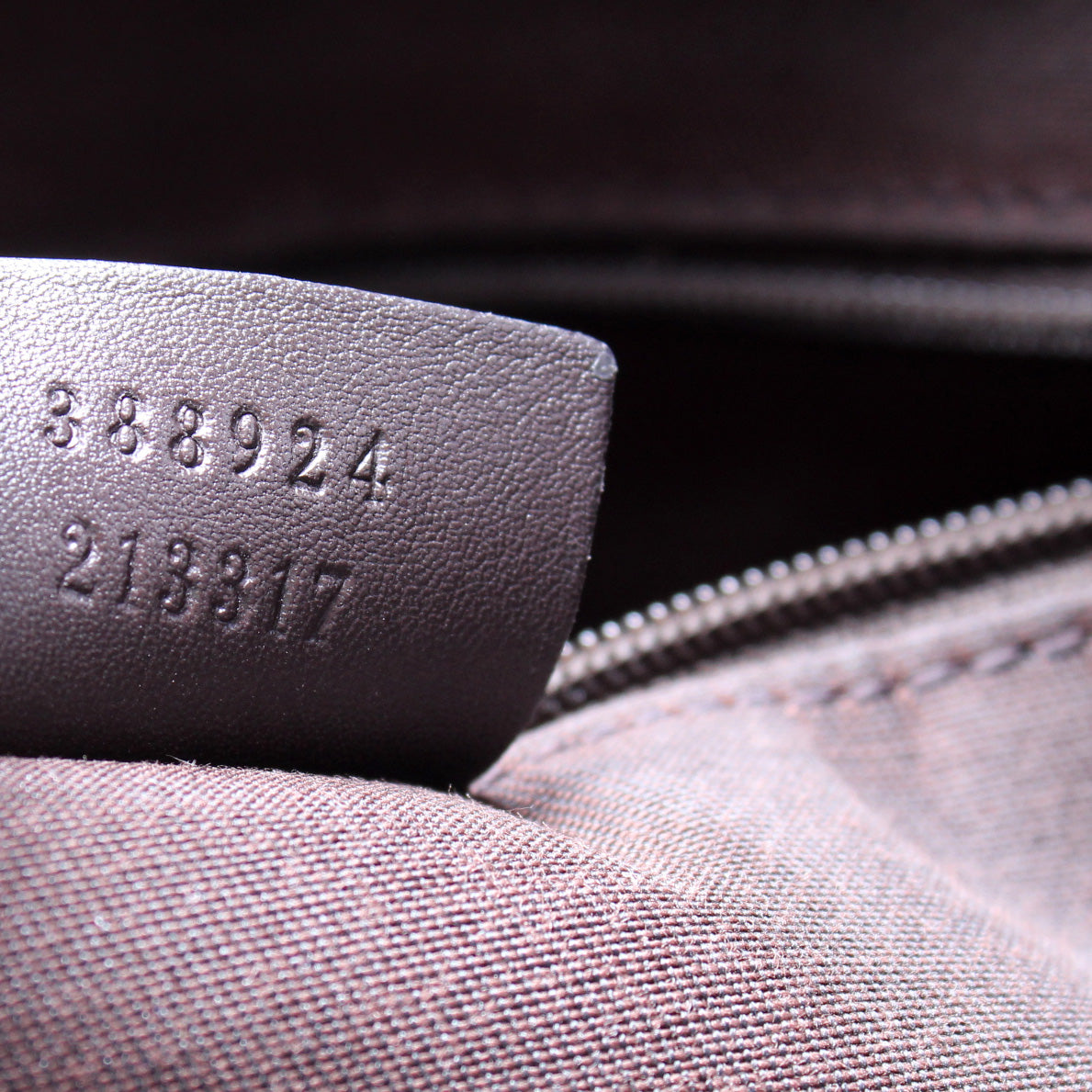 388924 GG Supreme Crossbody