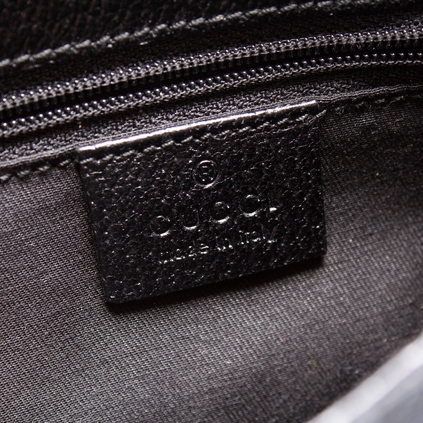 131236 GG Canvas Small Buckle Belt Bag