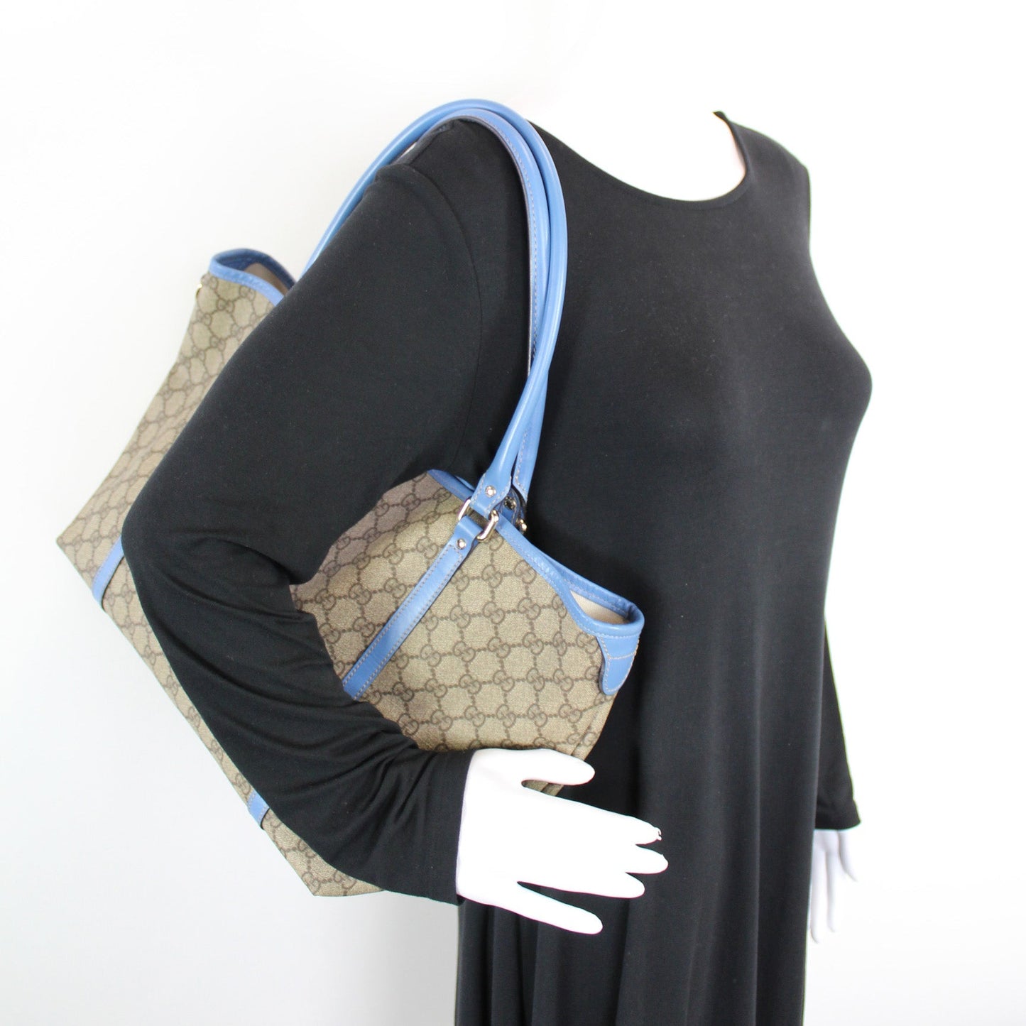197953 GG Supreme Medium Joy Tote