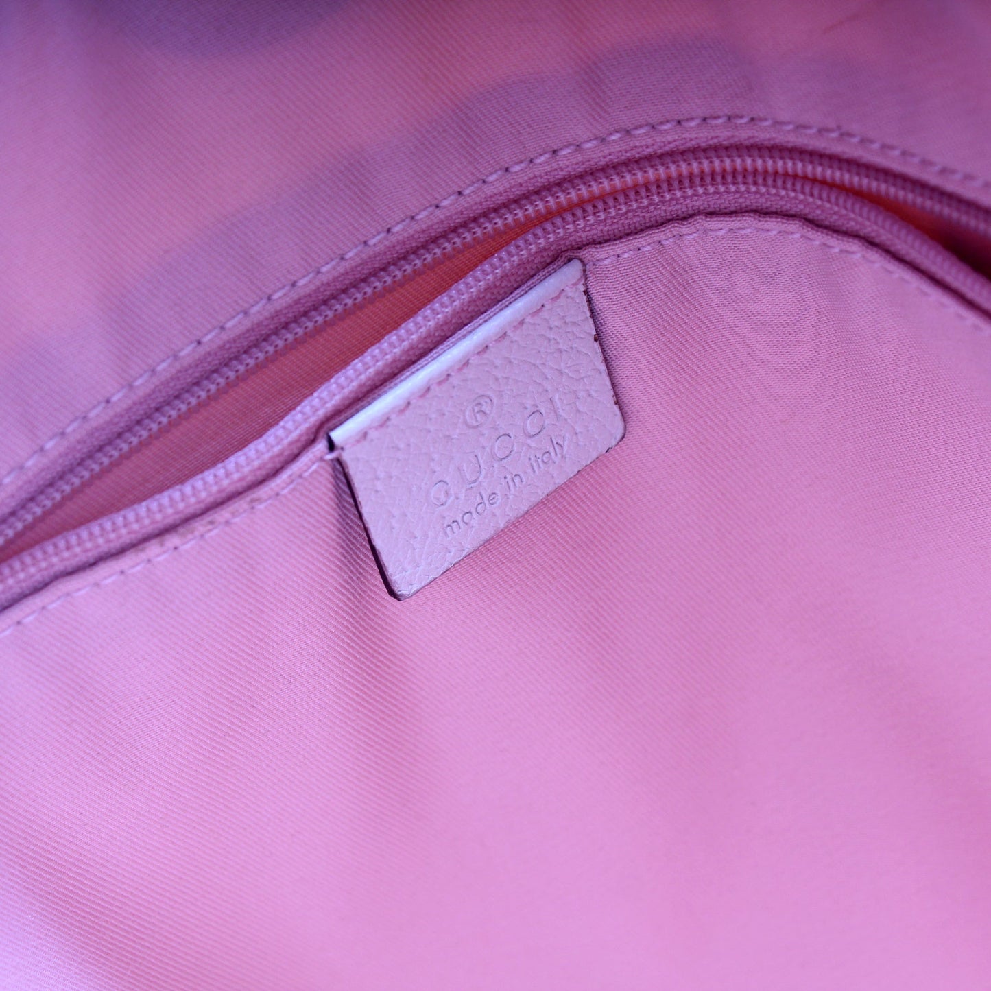 141472 GG Canvas Abbey Tote