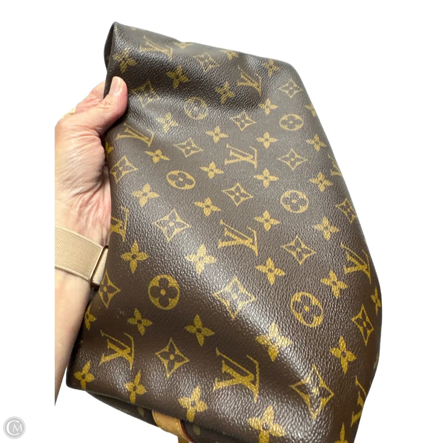 Crossbody Luxury Designer By Louis Vuitton, Size: Medium