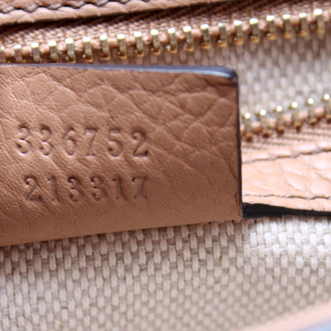 336752 Soho Chain Crossbody Medium