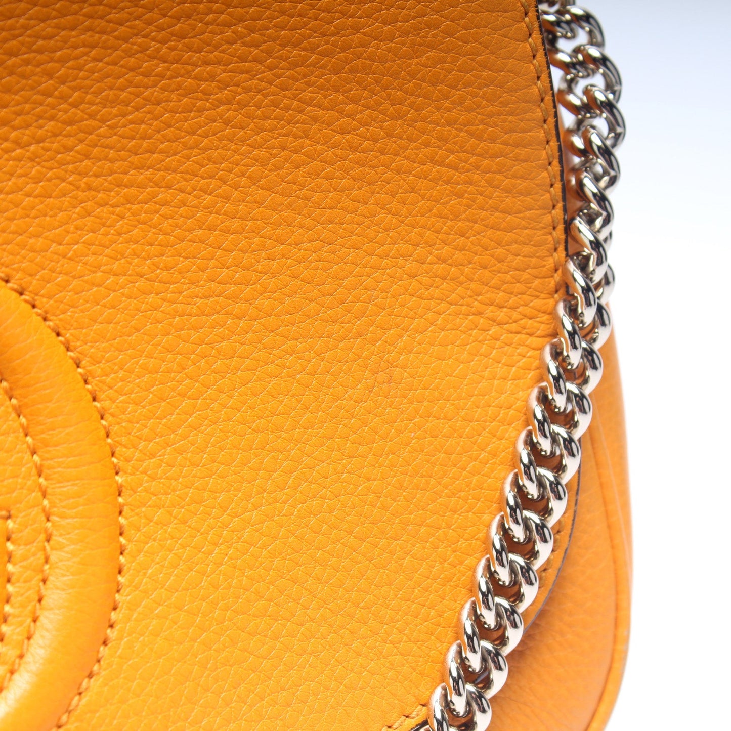 336752 Soho Chain Crossbody Medium