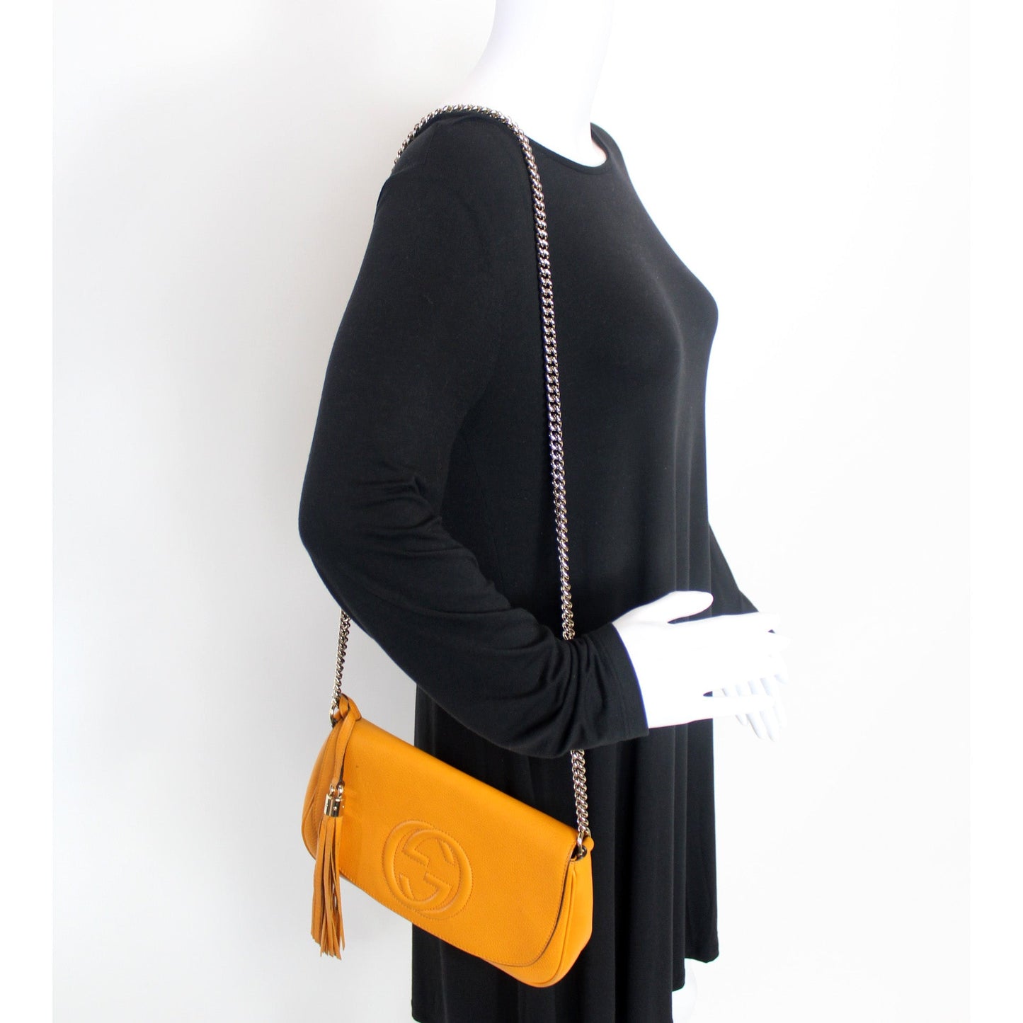 336752 Soho Chain Crossbody Medium