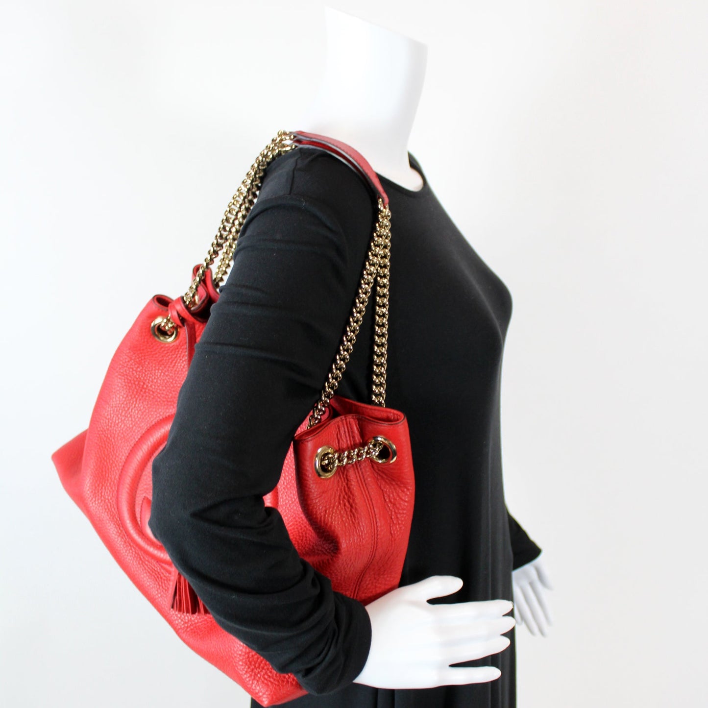 308982 Soho Leather Shoulder Medium