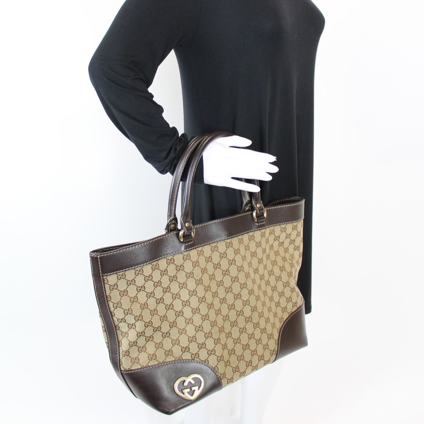 257071 GG Canvas Lovely Heart Tote