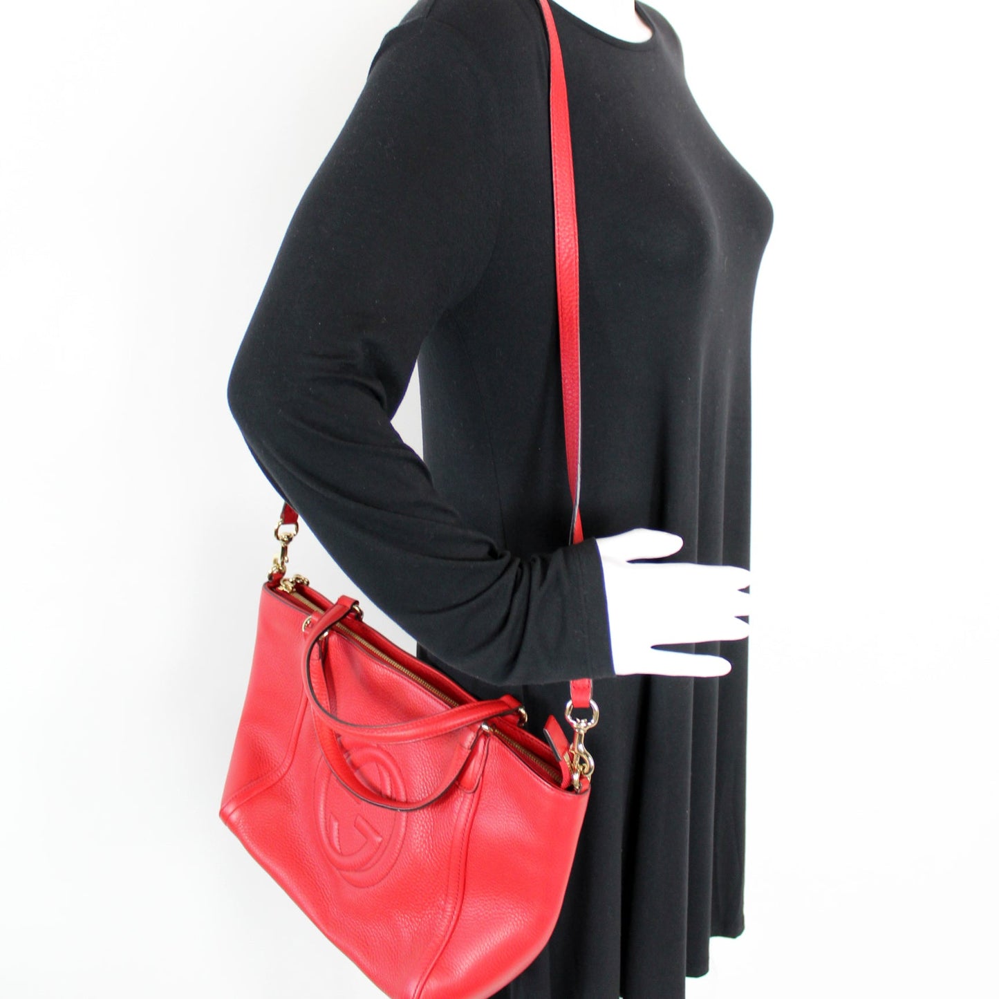369176 Soho Crossbody