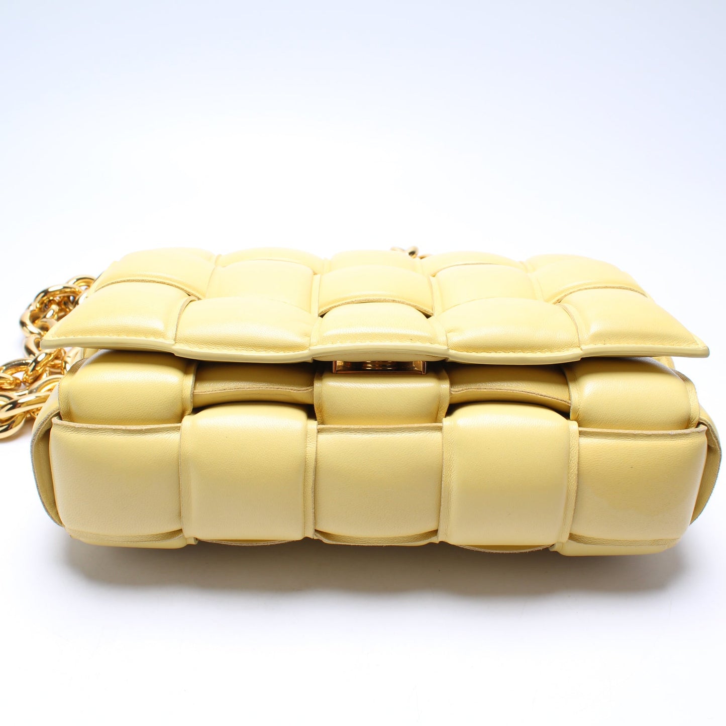 Maxi Chain Cassette Crossbody