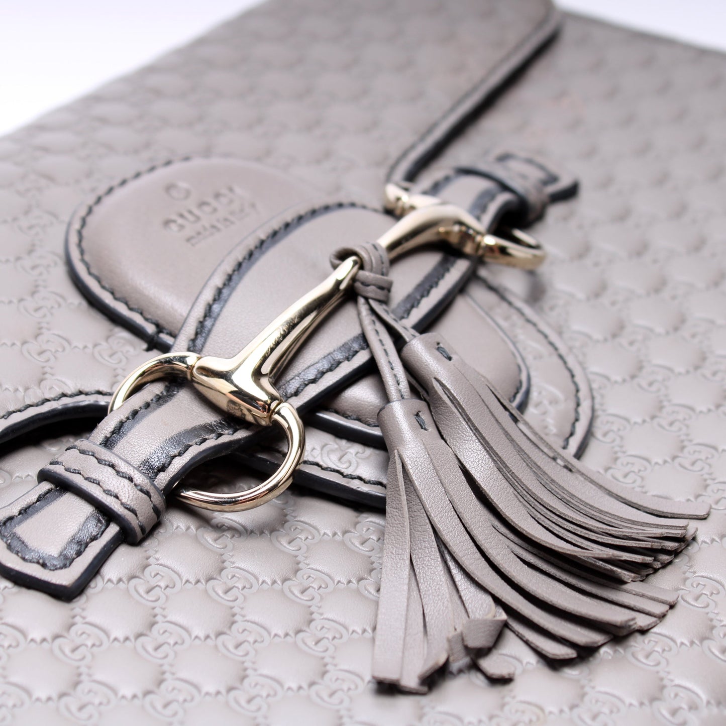 449635 Emily Micro Medium Chain