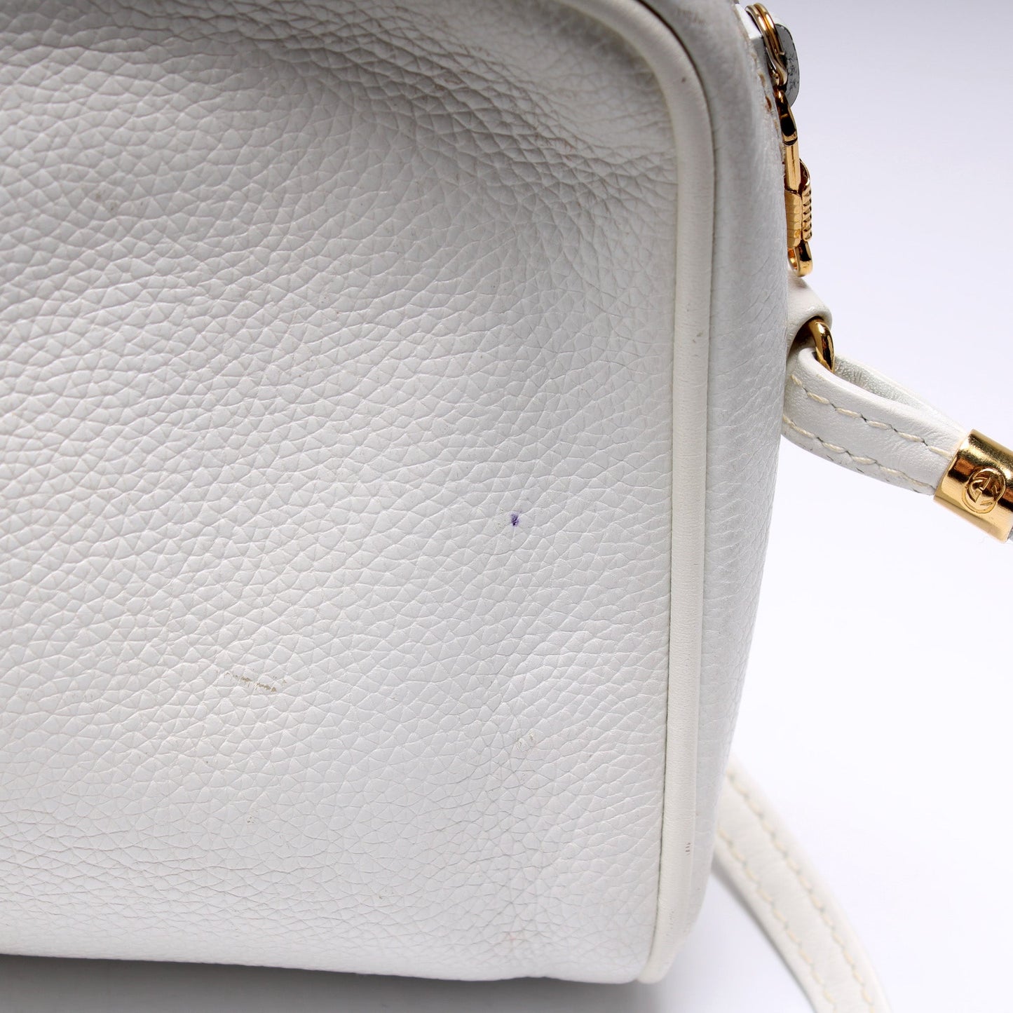 007-1112 Vintage Leather Shoulder Bag