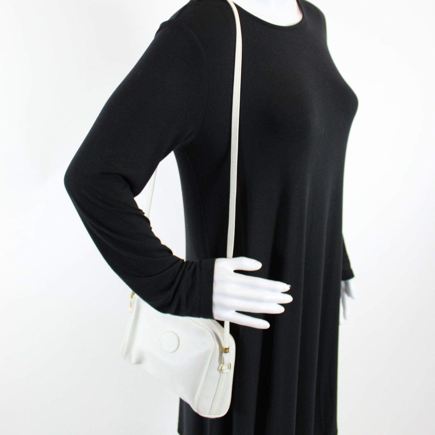 007-1112 Vintage Leather Shoulder Bag