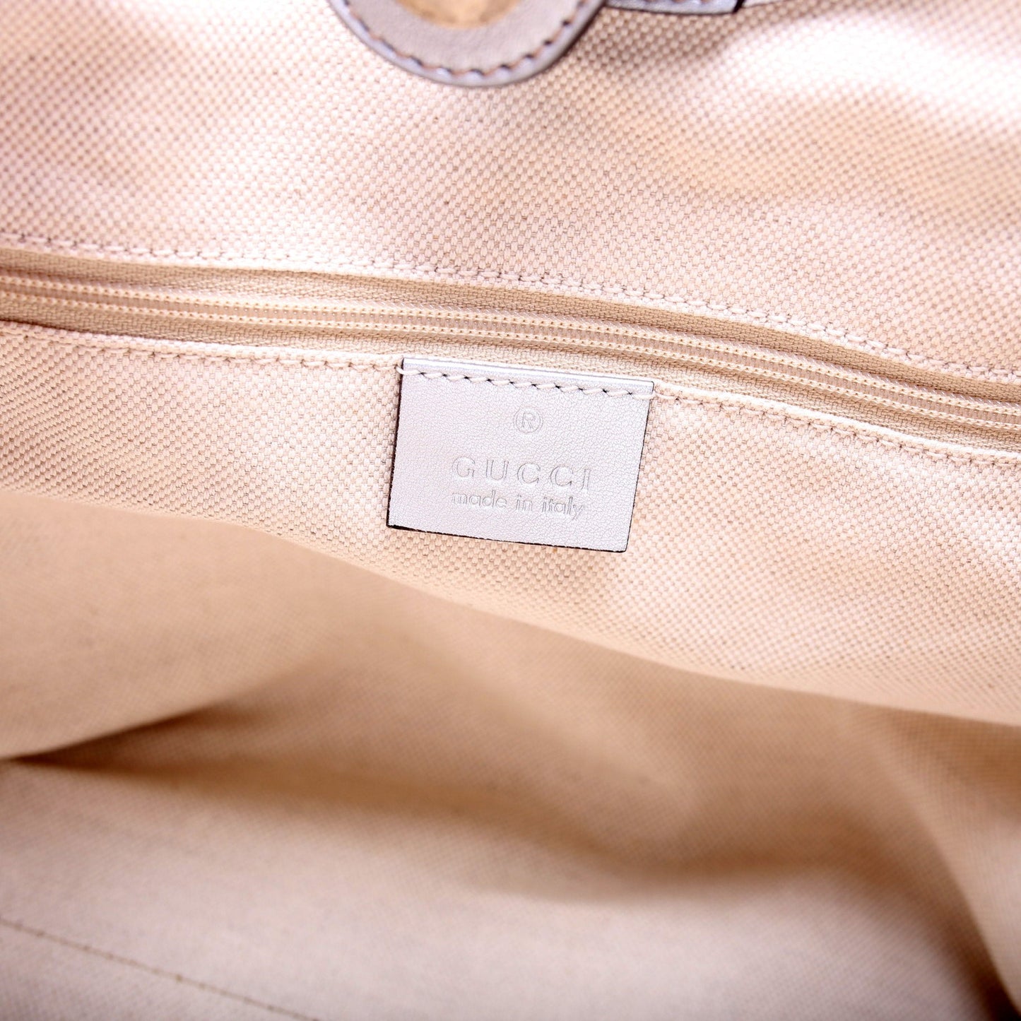 211944 Sukey GG Leather Medium