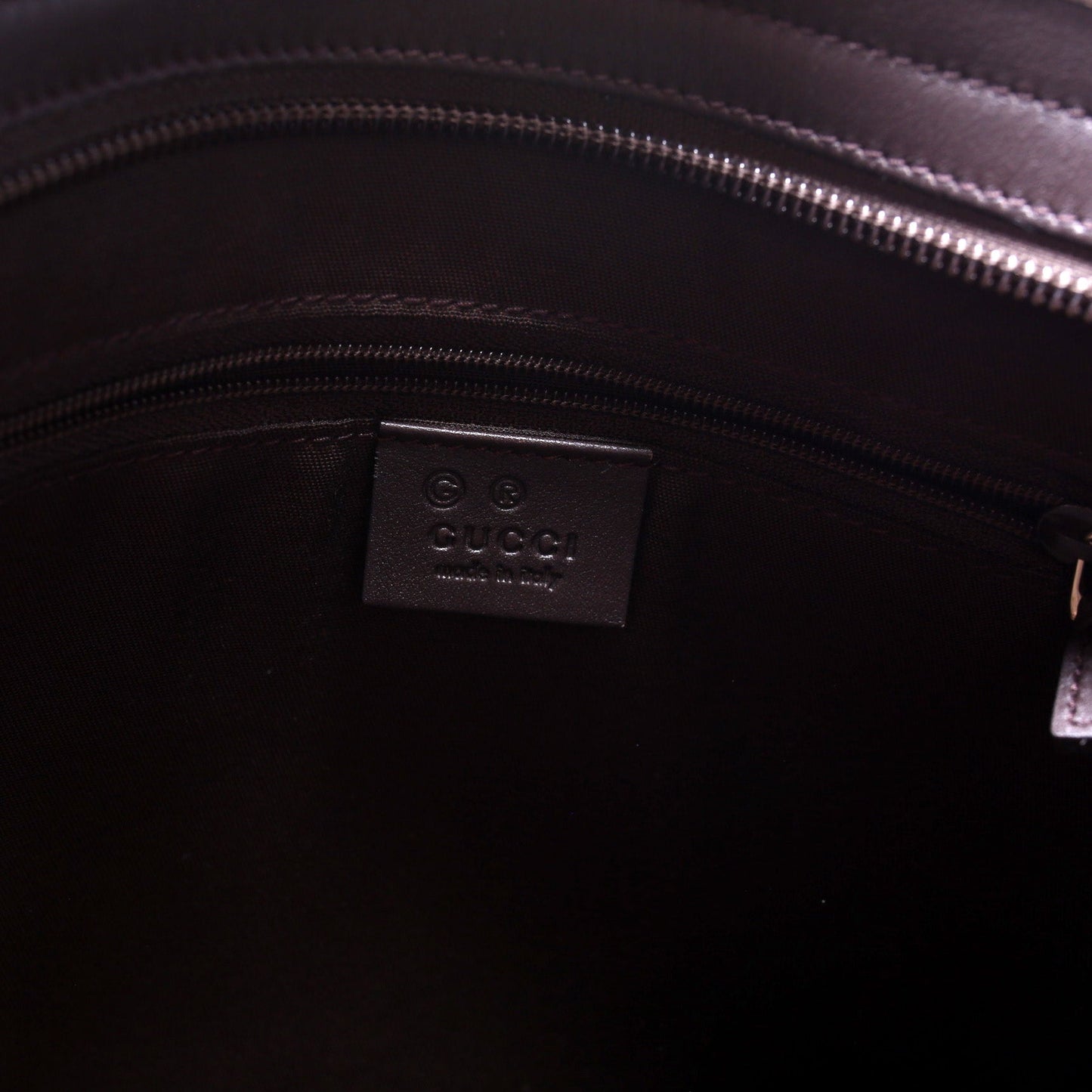388924 GG Supreme Crossbody