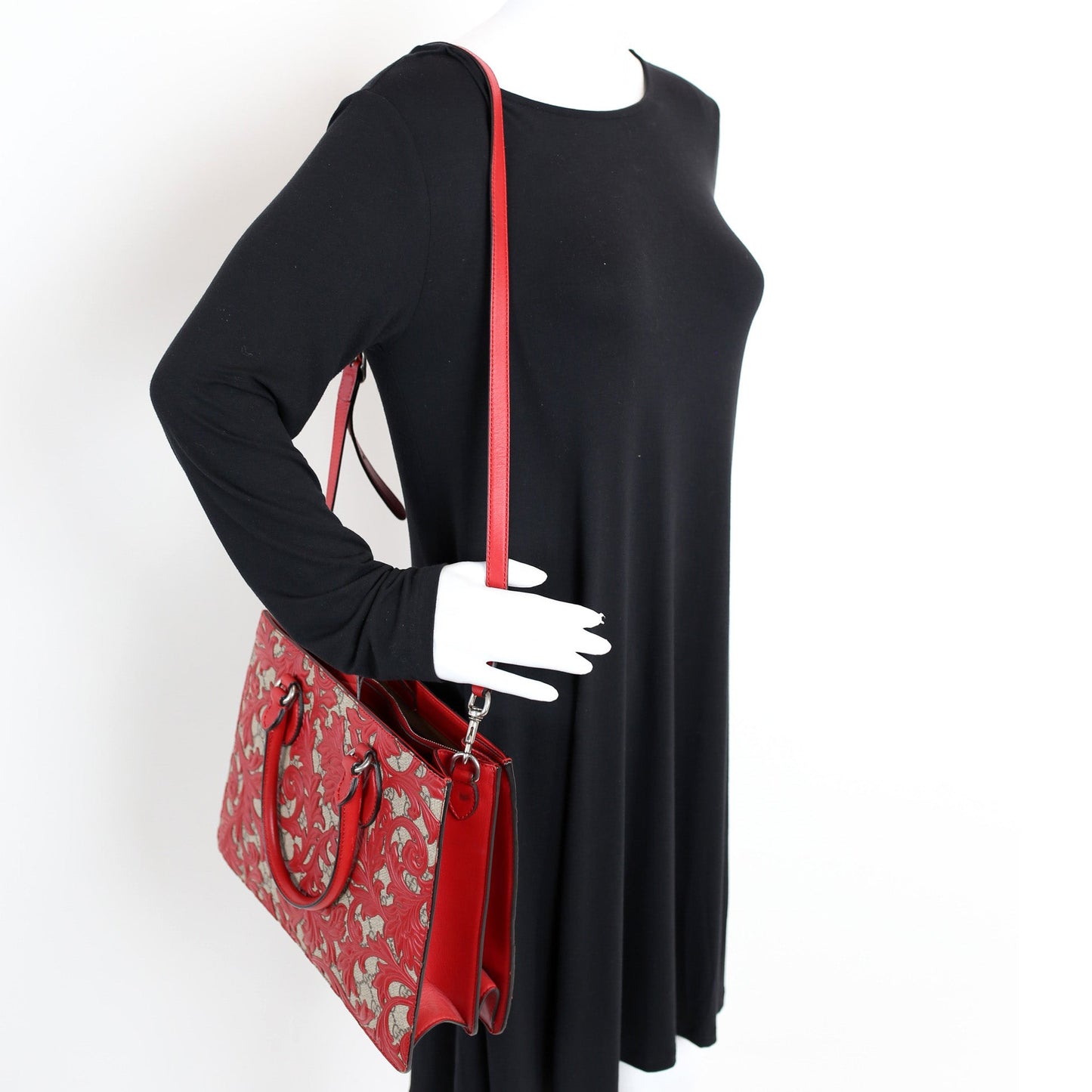409531 GG Supreme Arabesque Top Handle Tote
