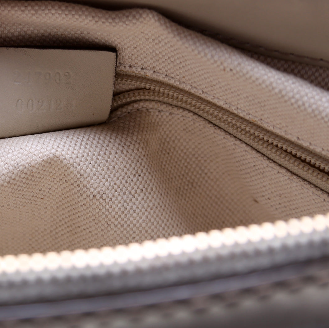 247902 GG Canvas Sukey Satchel