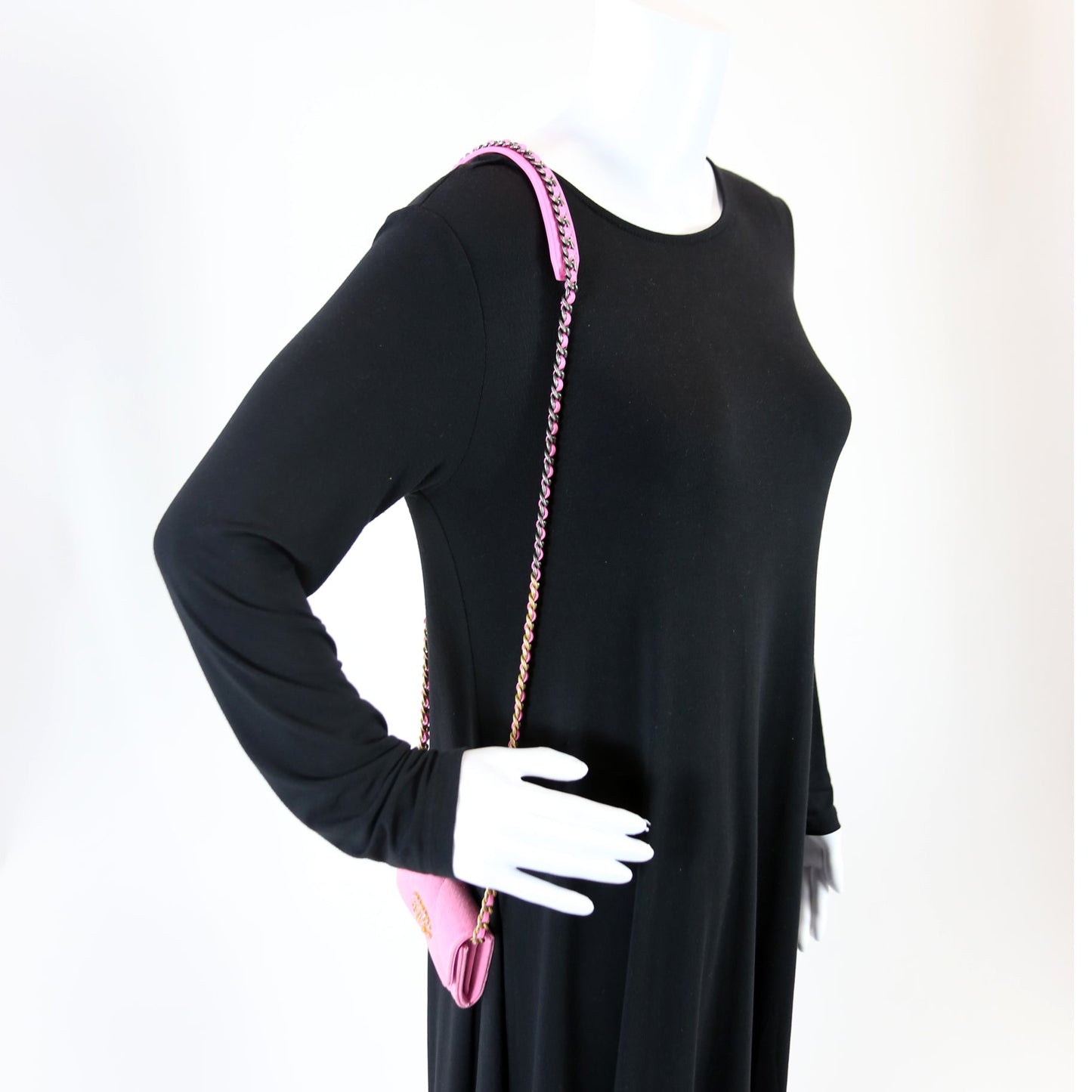 19 Flap Coin Purse W/Chain