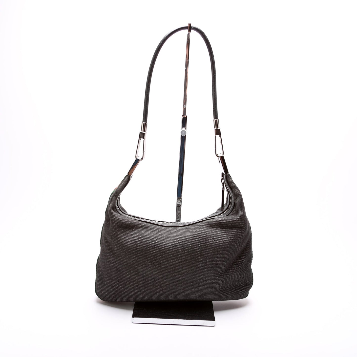 01233 Canvas Web Clasp Hobo