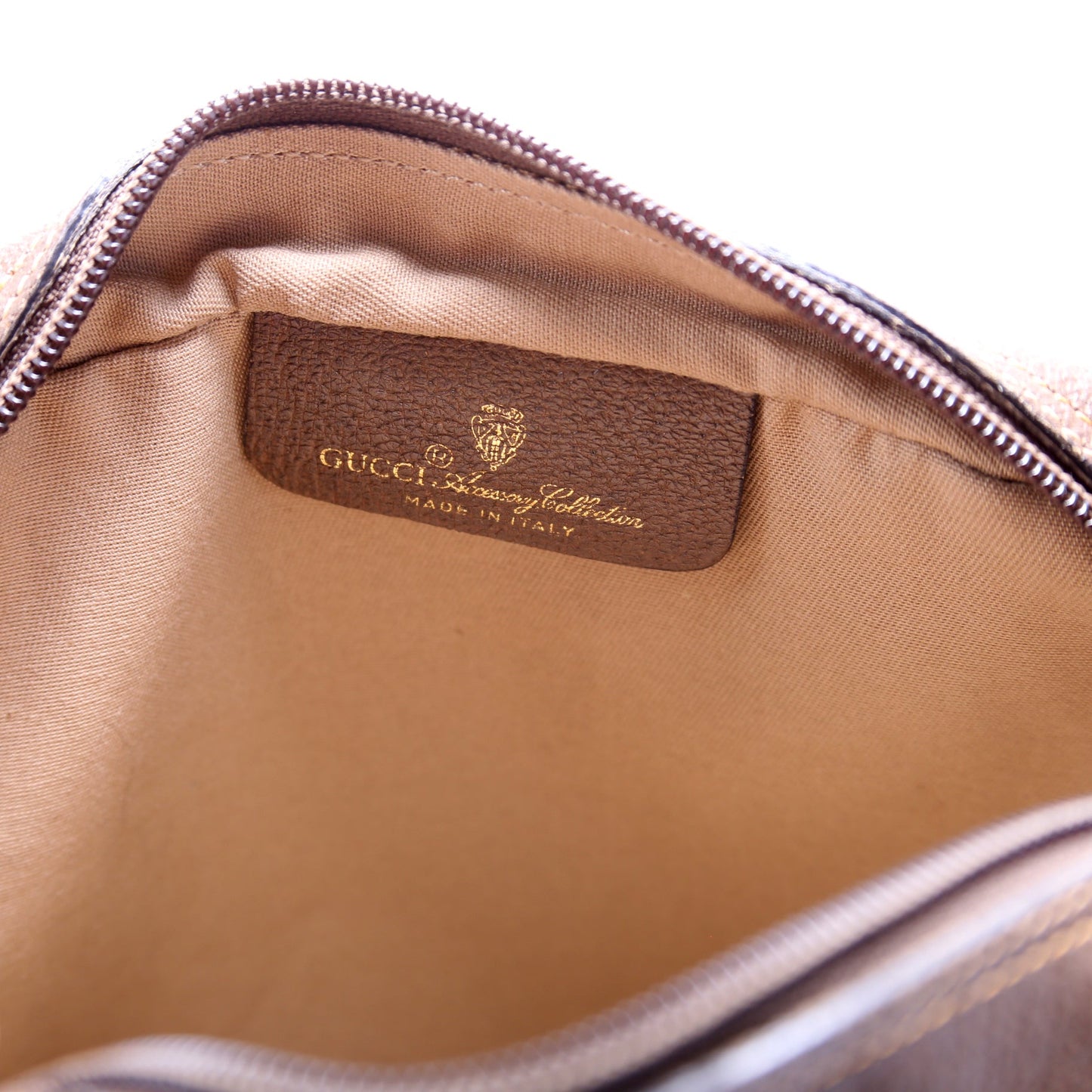 111.02.004 Vintage Supreme Shoulder Bag
