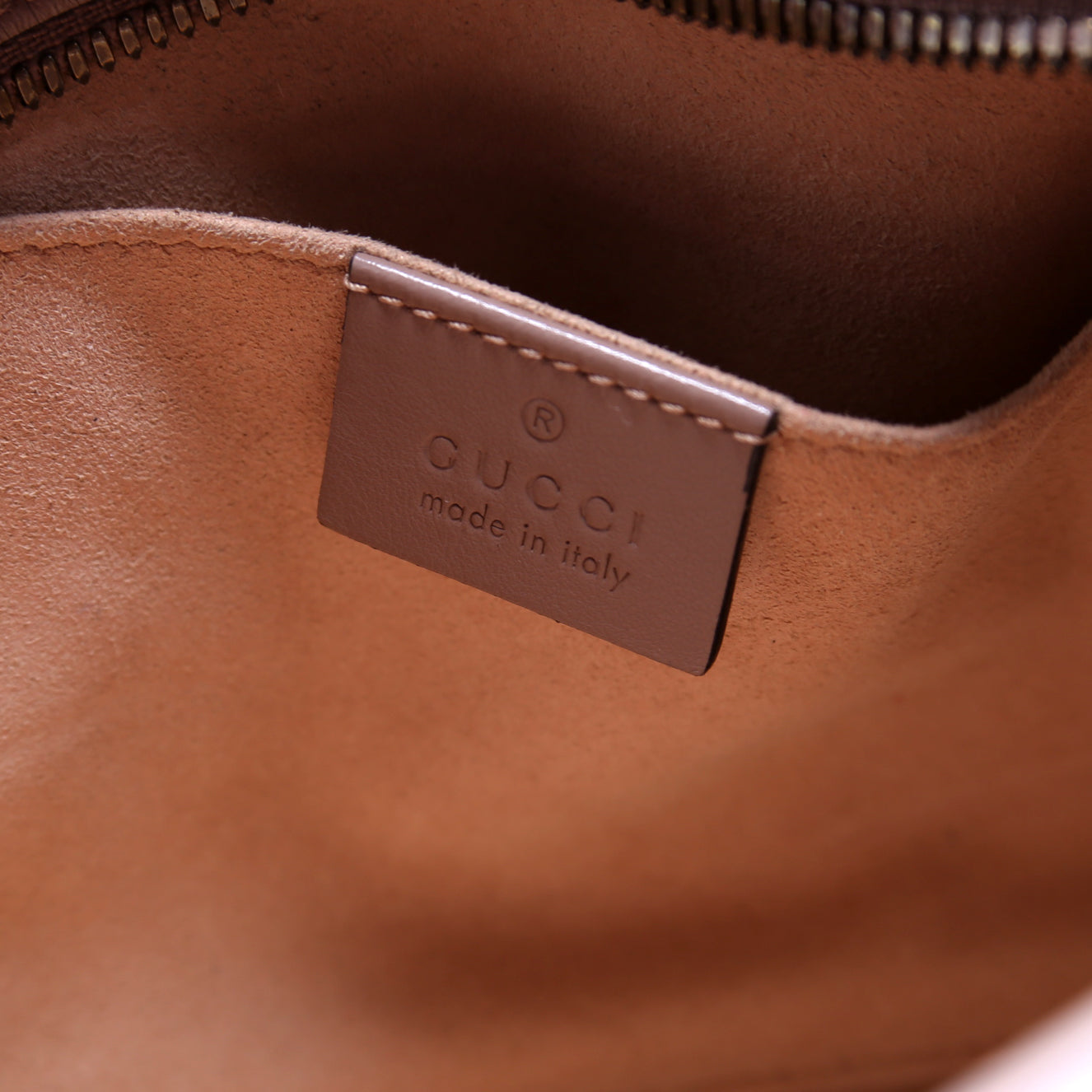 447632 Marmont Small Leather Camera