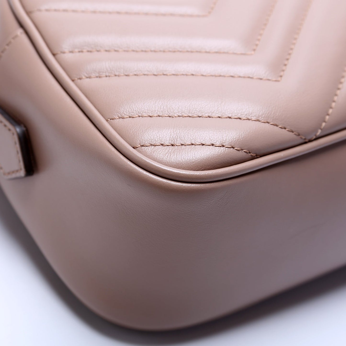 447632 Marmont Small Leather Camera Bag Newer