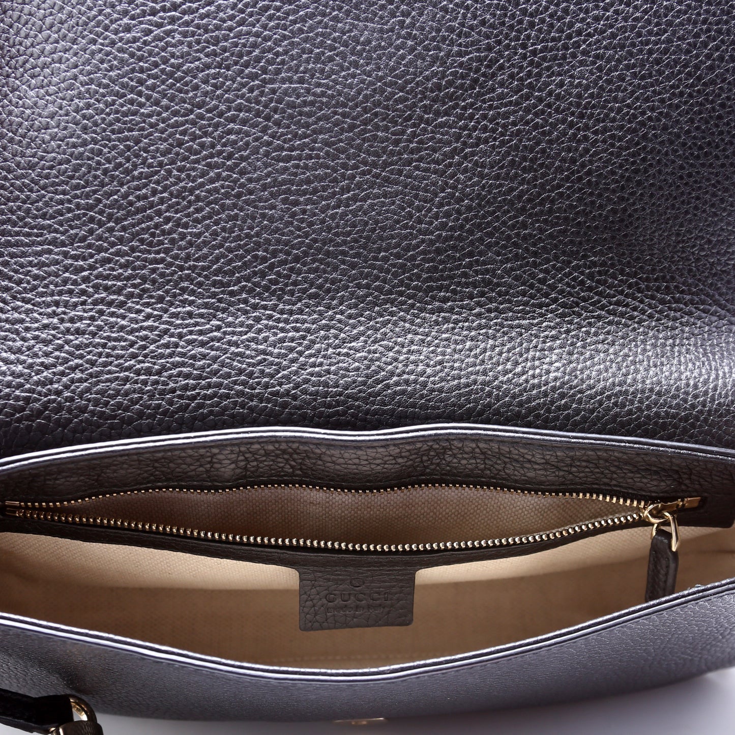 336752 Soho Chain Crossbody Medium