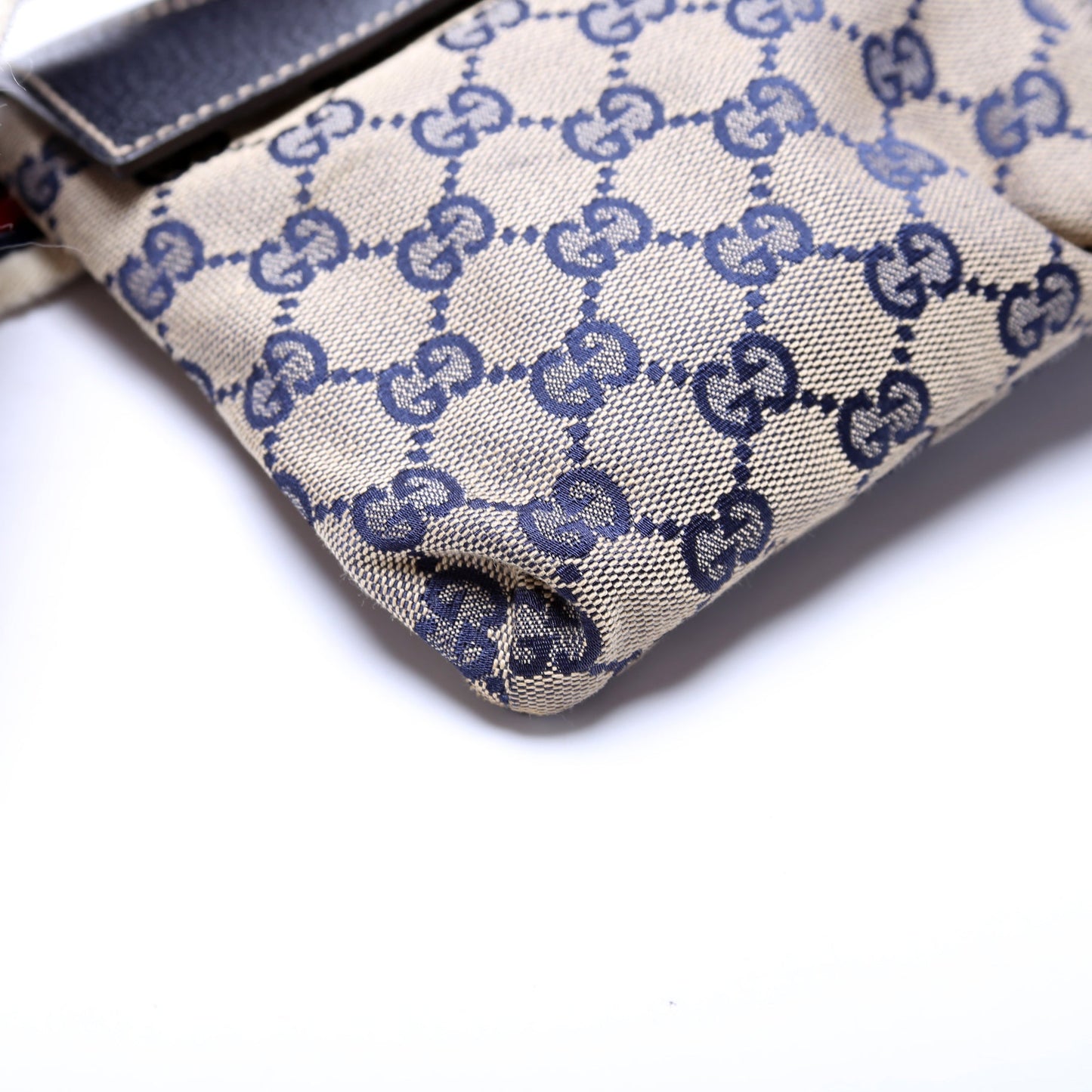 28566 GG Canvas Waist Bag