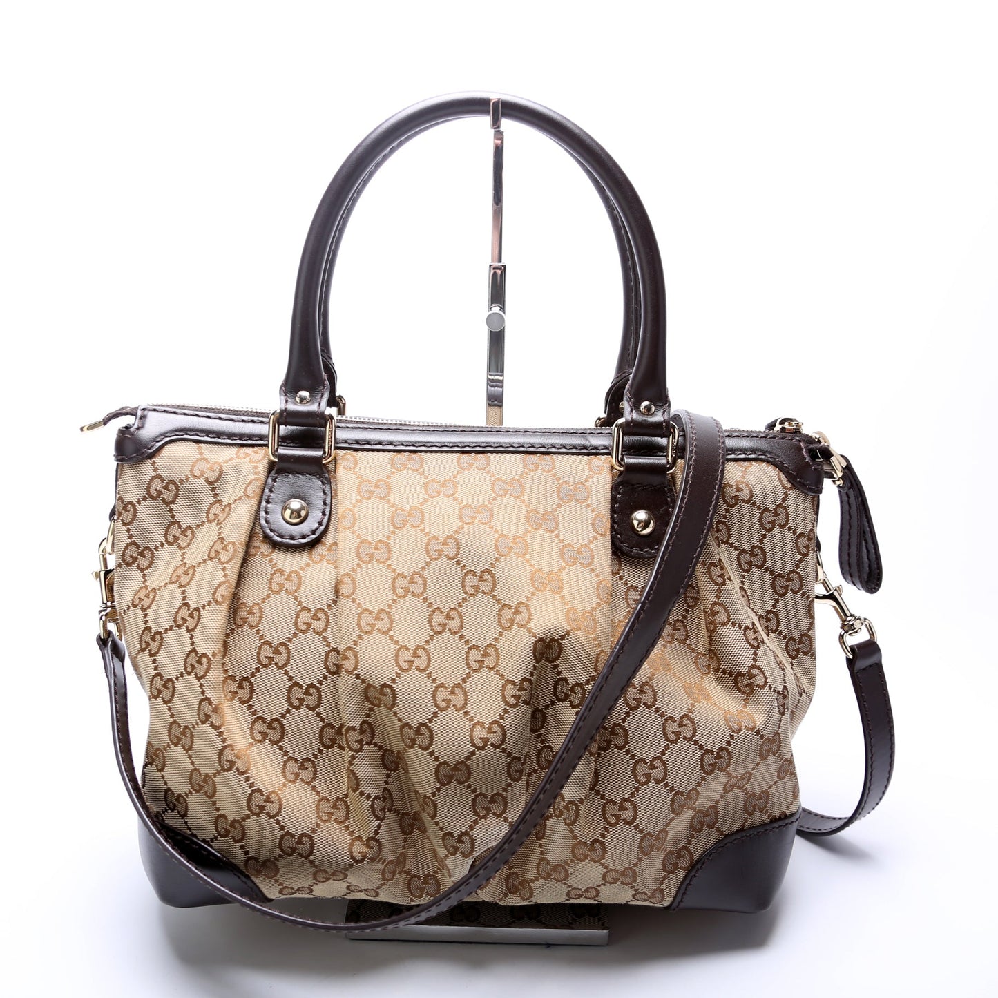 247902 GG Canvas Sukey Satchel