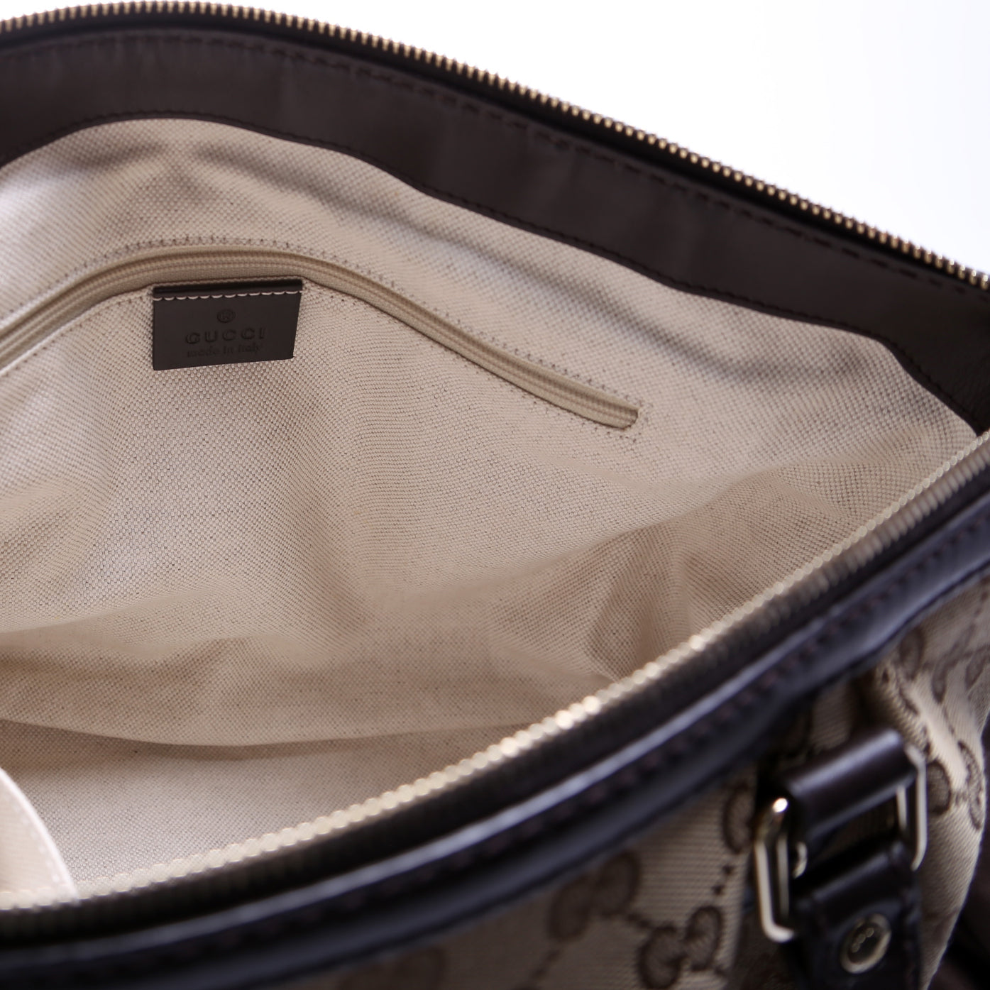 247902 GG Canvas Sukey Satchel