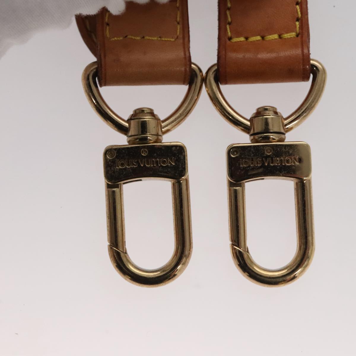 Louis Vuitton Shoulder Strap Beige Leather Bag Jewelry