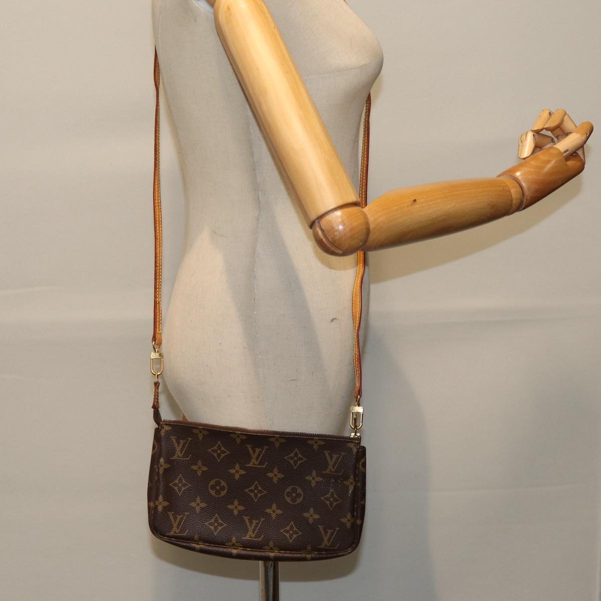 Louis Vuitton Pochette Accessoire Brown Canvas Clutch Bag