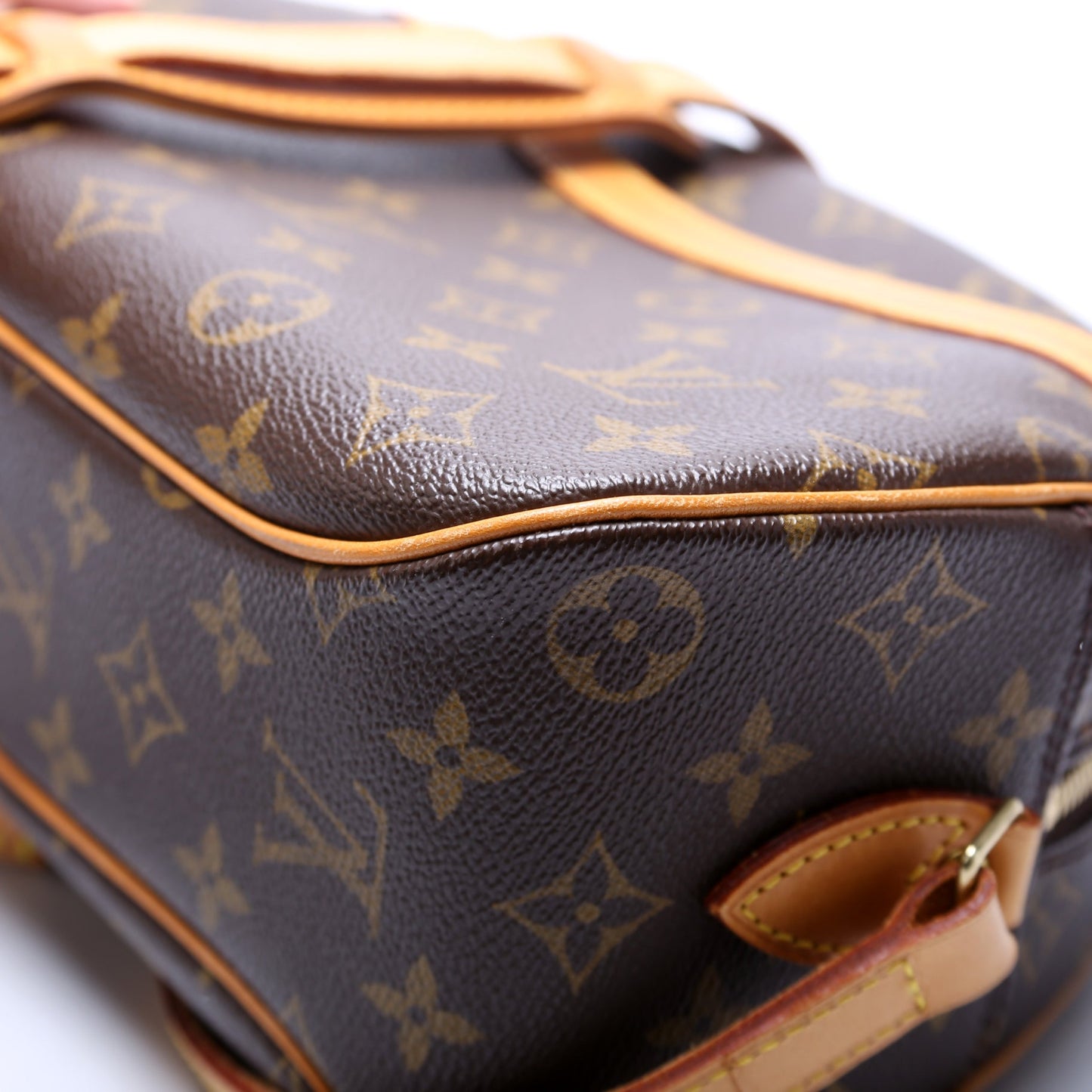 Blois Crossbody Monogram