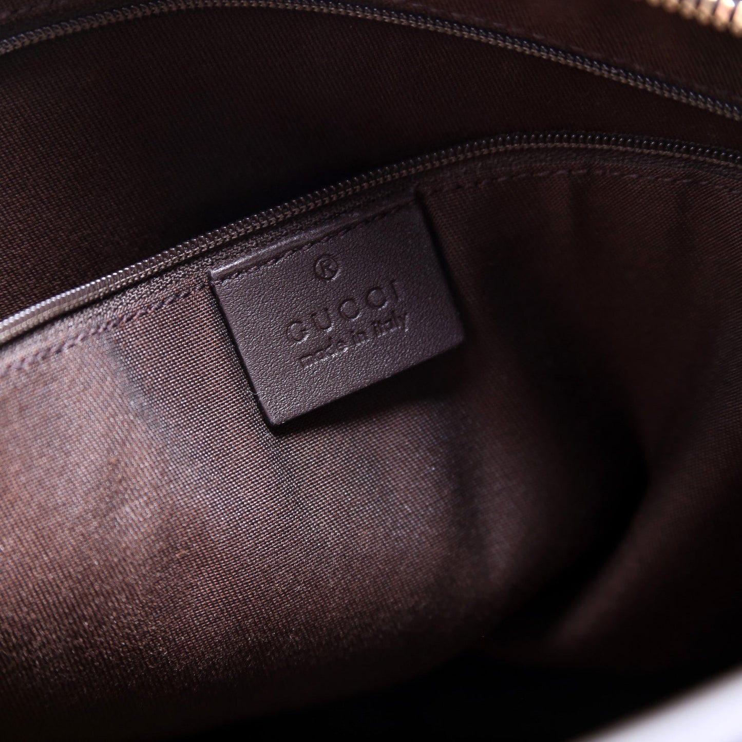 388930 GG Canvas Shoulder Bag
