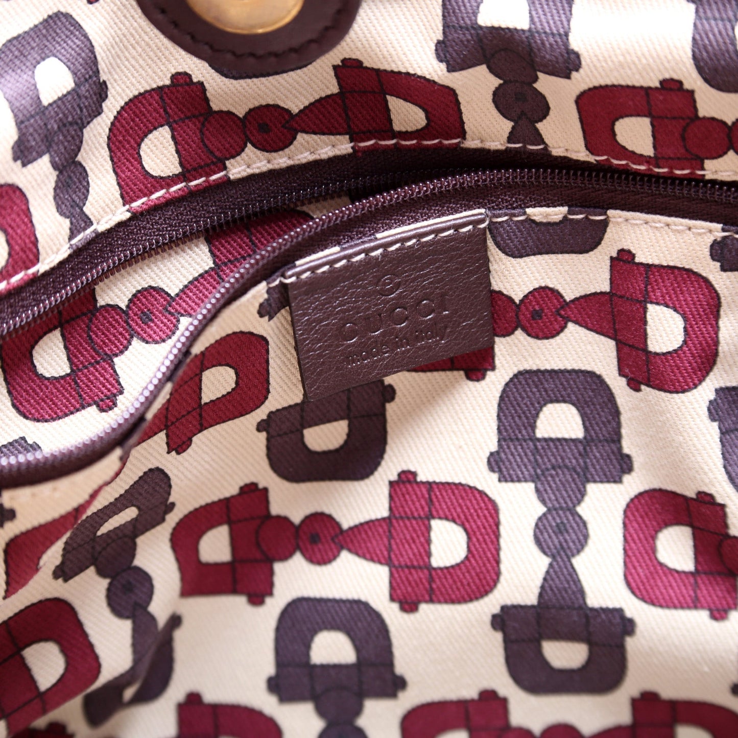 211944 Sukey GG Leather Medium
