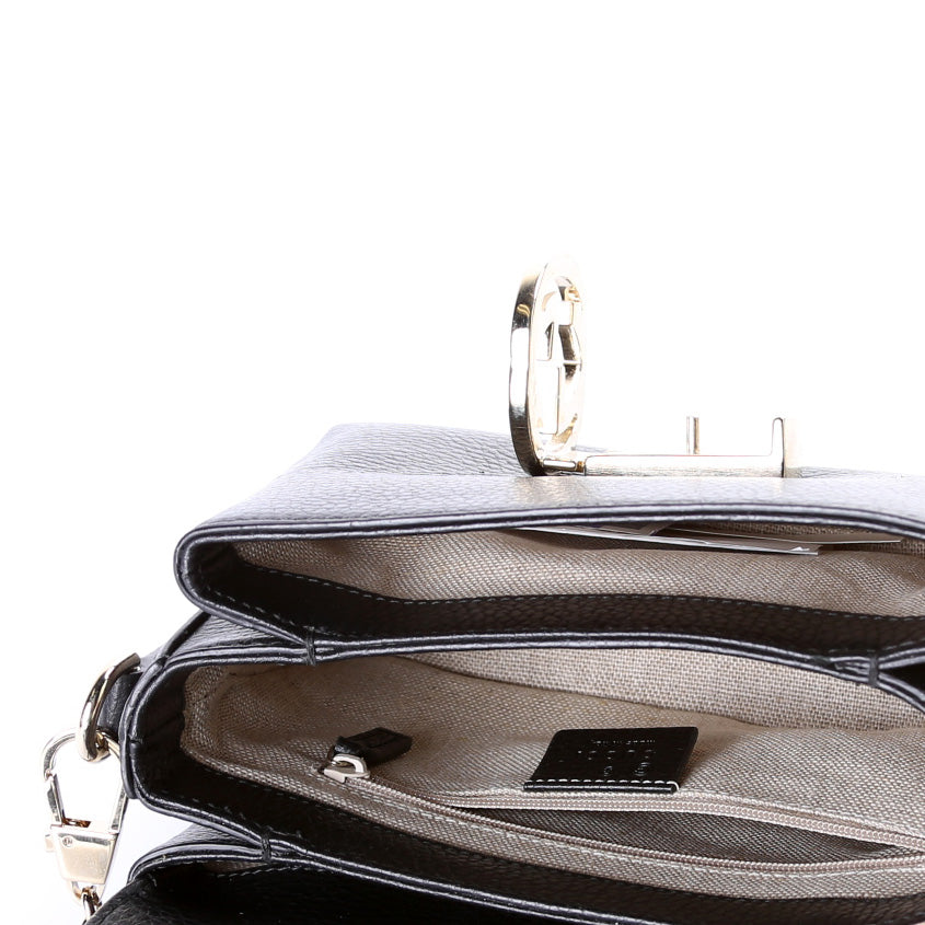 Interlocking Small Crossbody 607720