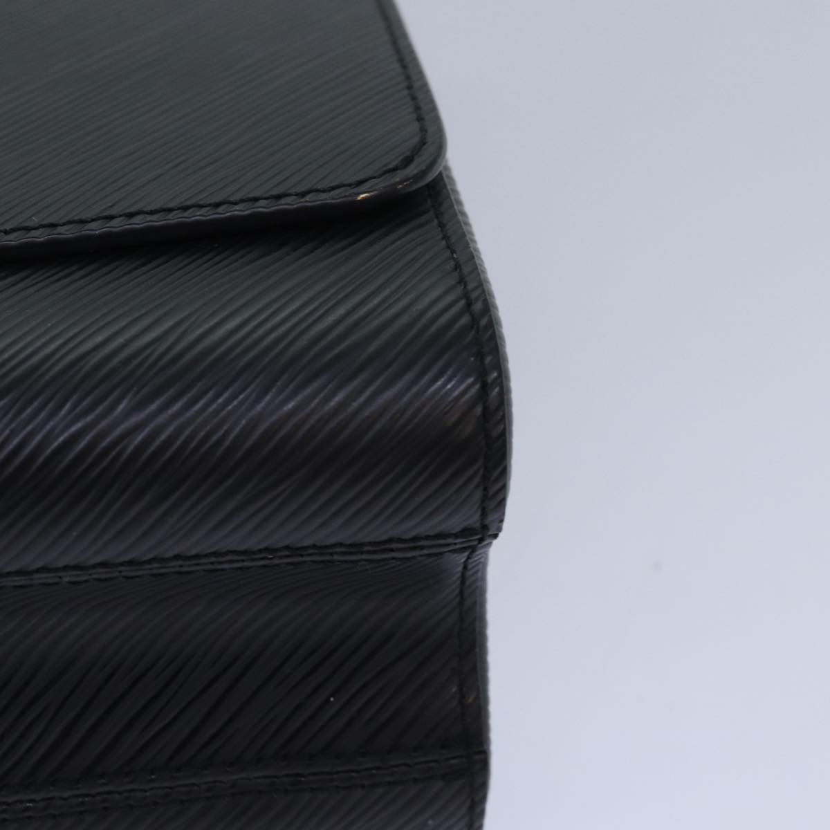Louis Vuitton Twist Black Leather Shoulder Bag
