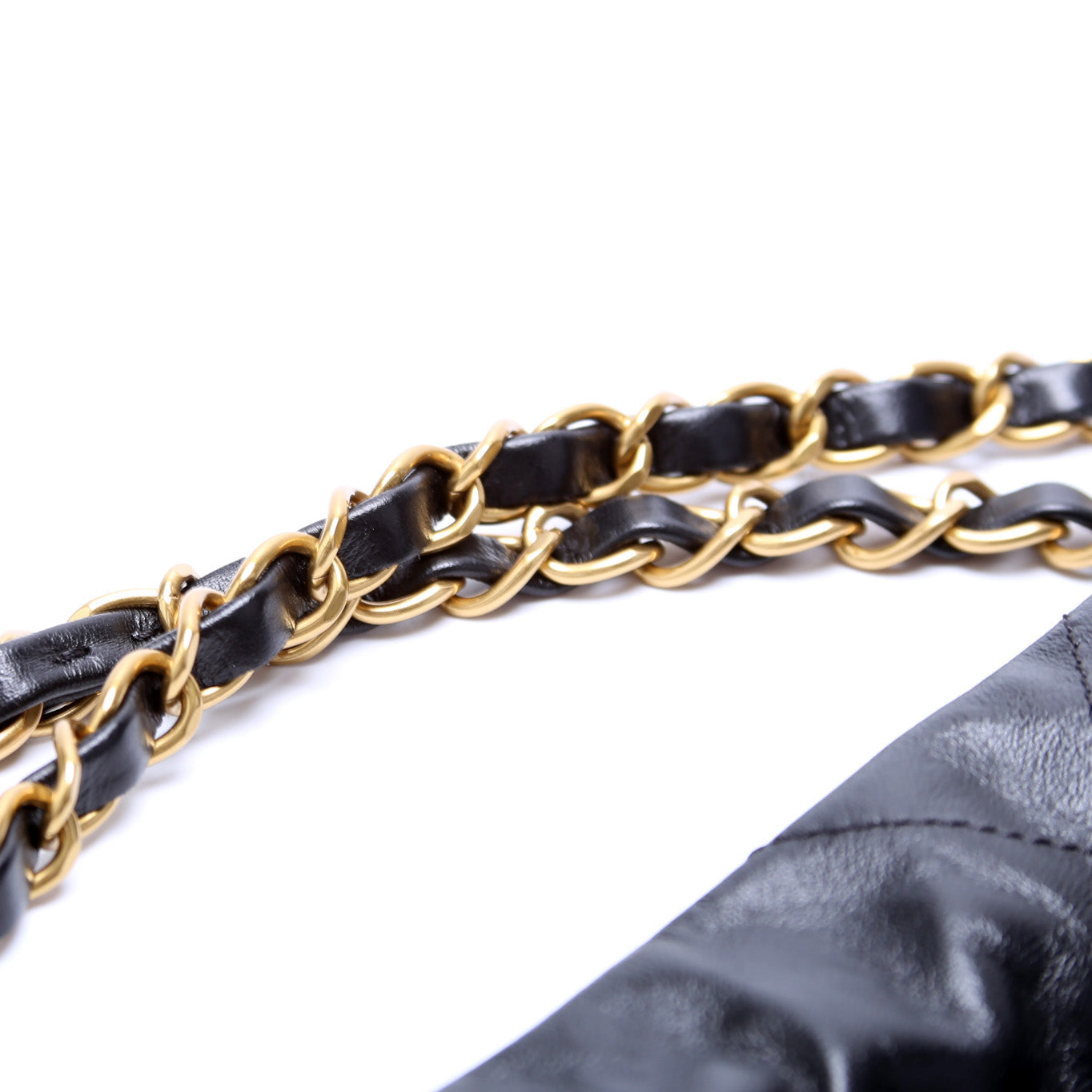 Chanel 22 Shiny Quilted Calfskin