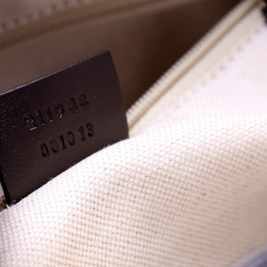 211944 Sukey GG Canvas Medium
