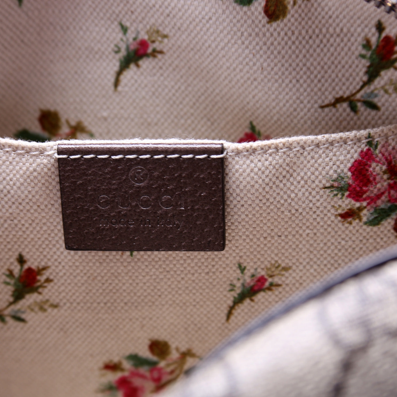476466 GG Supreme Messenger Bag