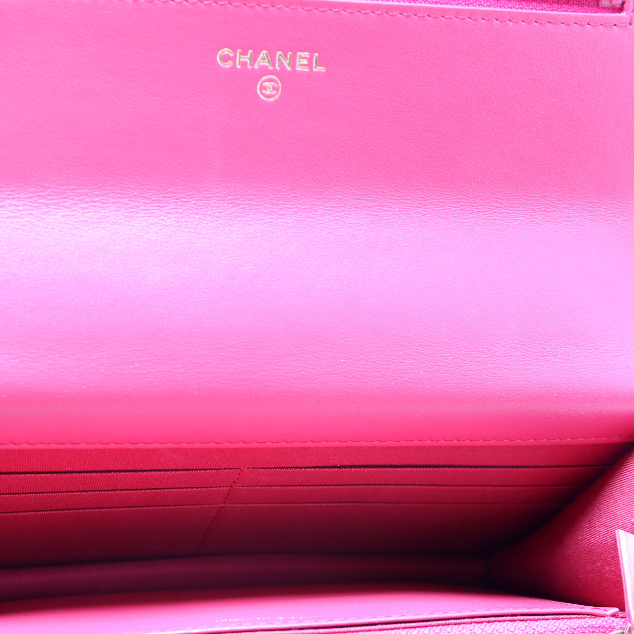 Chanel 19 WOC Quilted Lambskin 29M